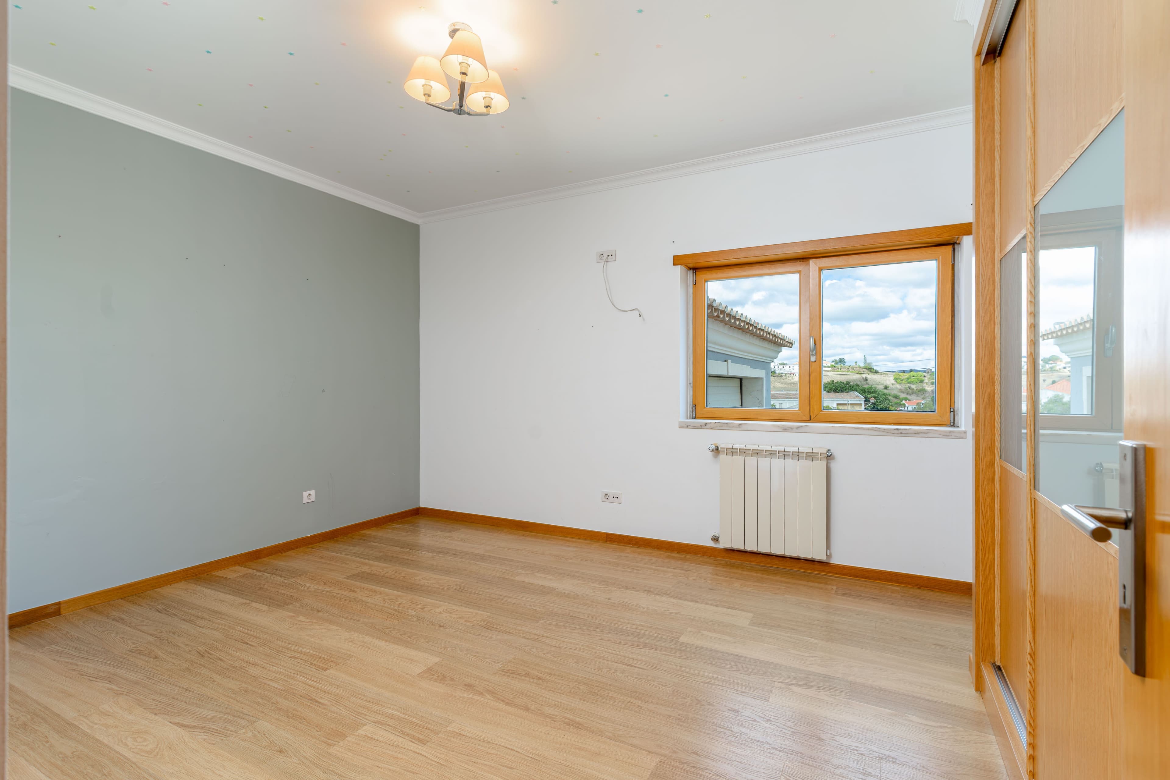 Moradia T4 com Piscina | Arruda dos Vinhos — Imagem 4