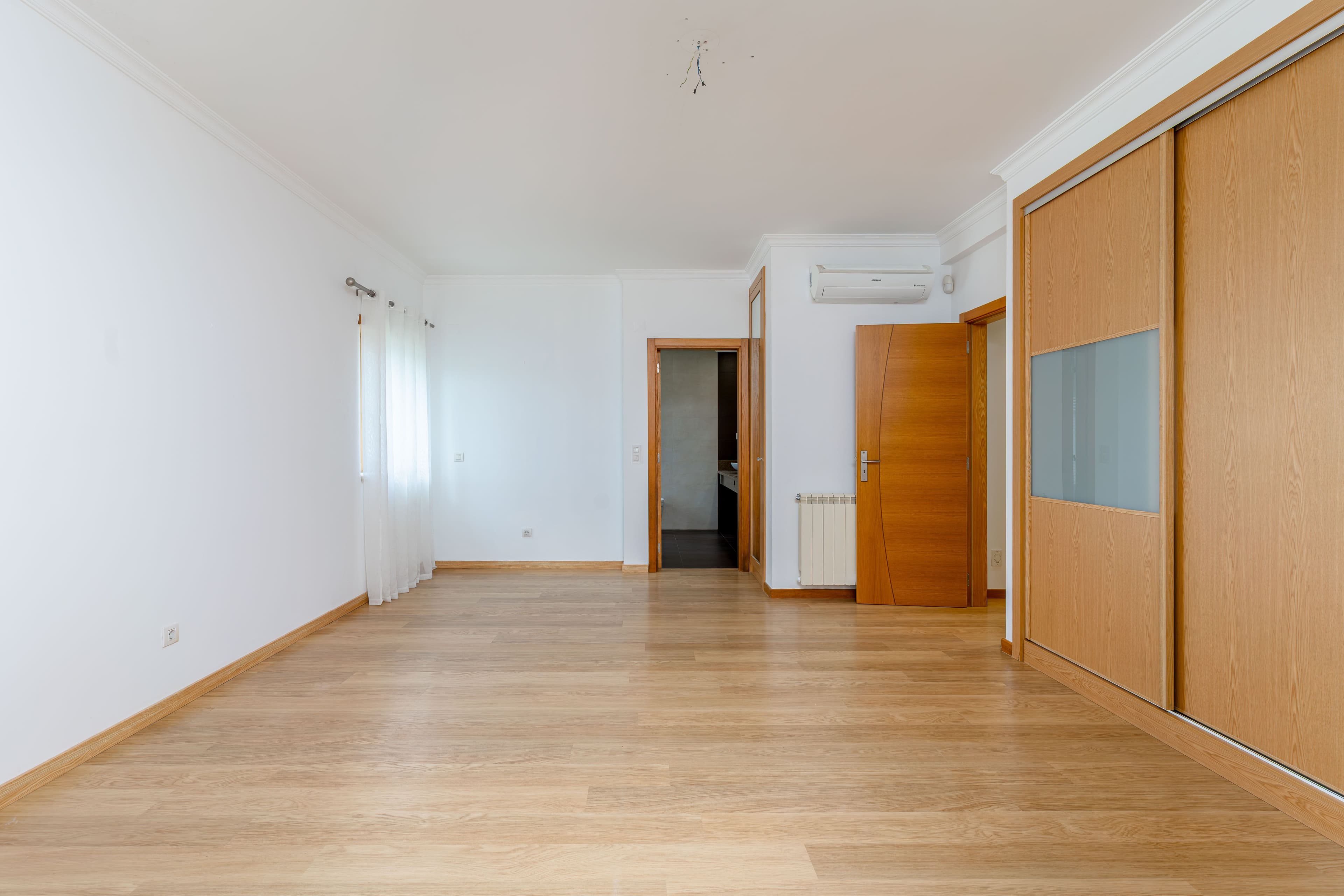 Moradia T4 com Piscina | Arruda dos Vinhos — Imagem 2