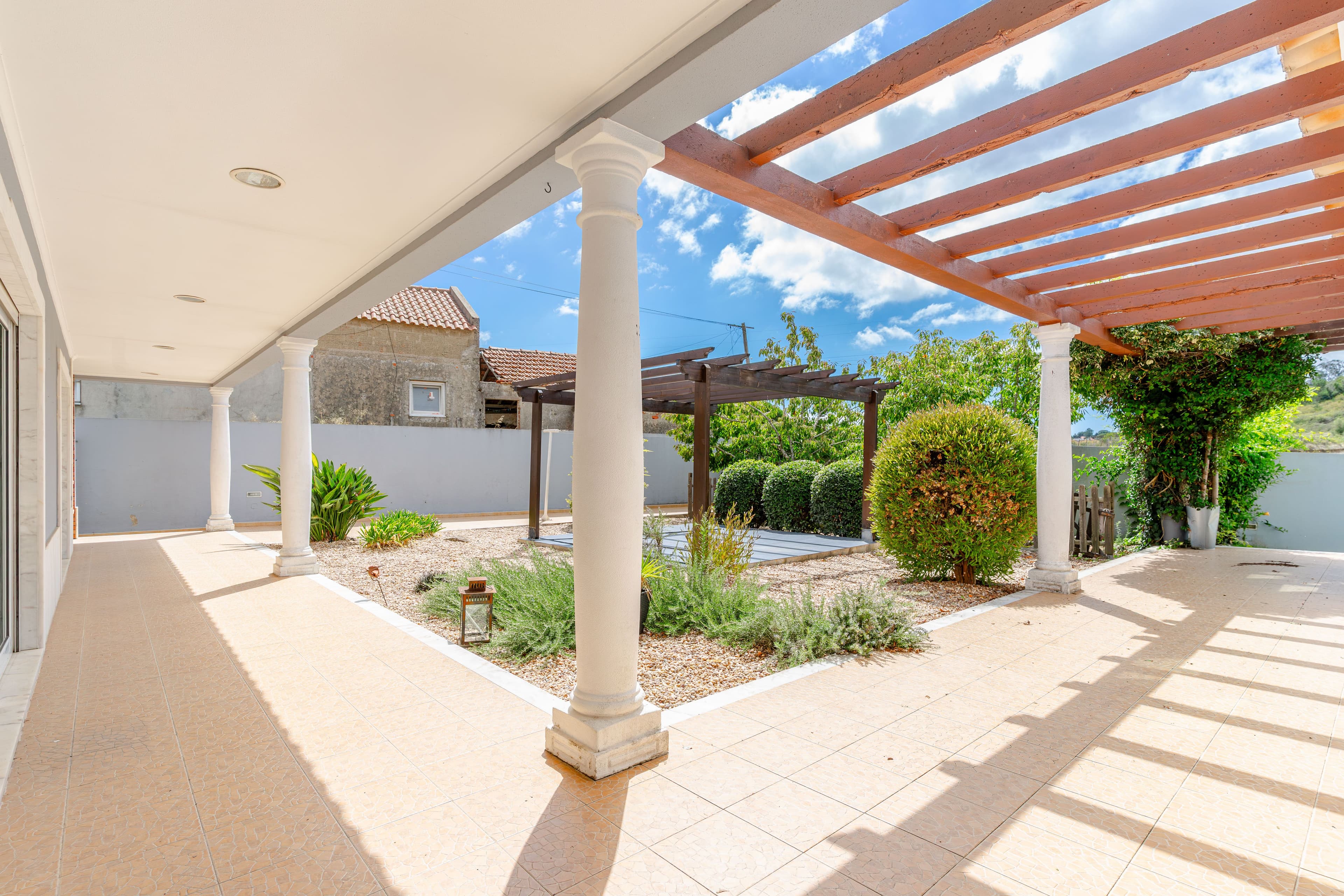 Moradia T4 com Piscina | Arruda dos Vinhos — Imagem 55
